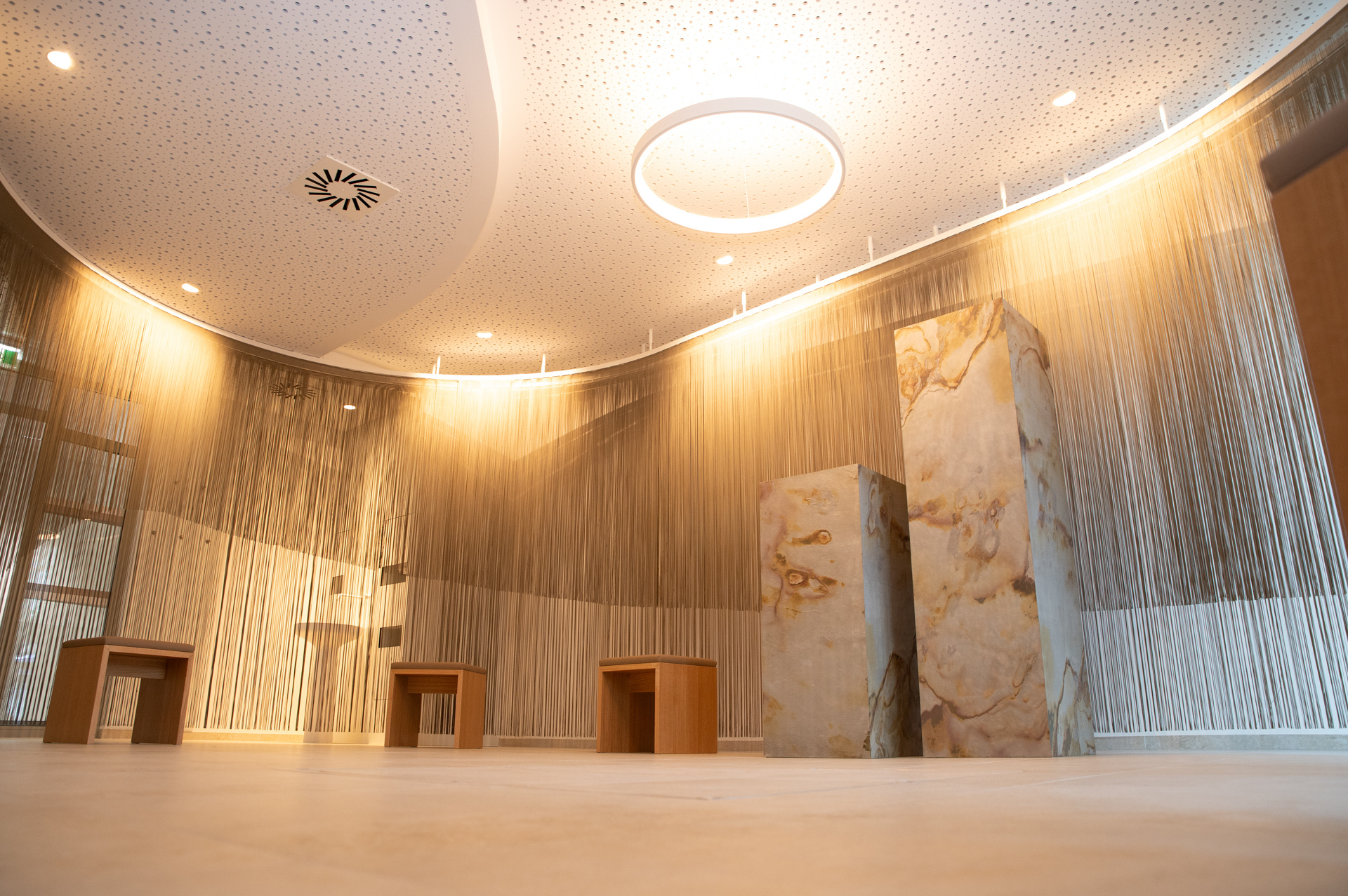 KRANKENHAUS ST.JOSEF BRAUNAU, EVANGELOS VLASOPOULOS